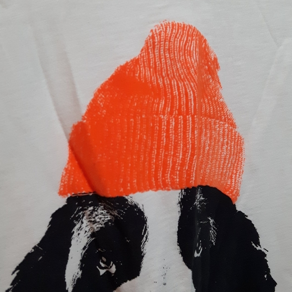 T-shirt with dog in a hat - Picture 2 of 2